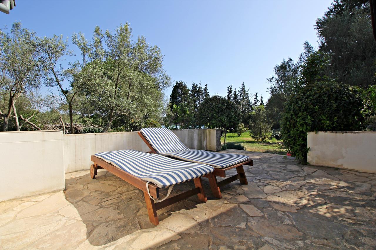 Guest House Beverin Сали Екстериор снимка