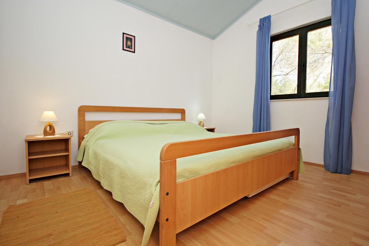 Guest House Beverin Сали Екстериор снимка